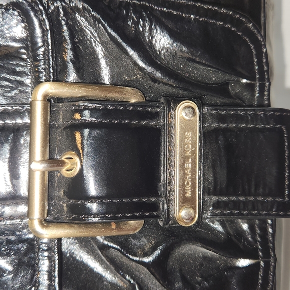 MICHAEL KORS BLACK PATENT LEATHER - Picture 4 of 16